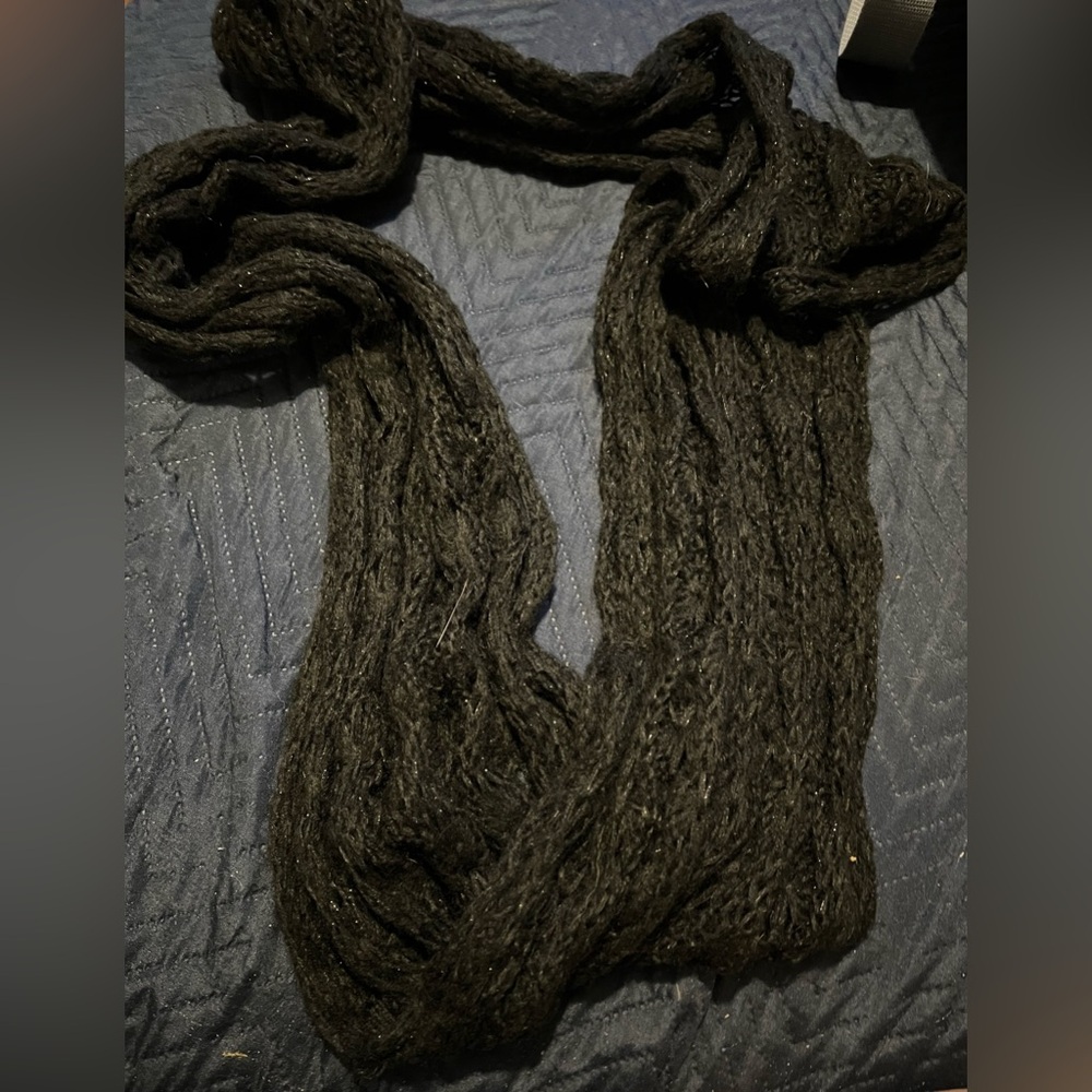 Circular/ Never Ending Scarf - Black